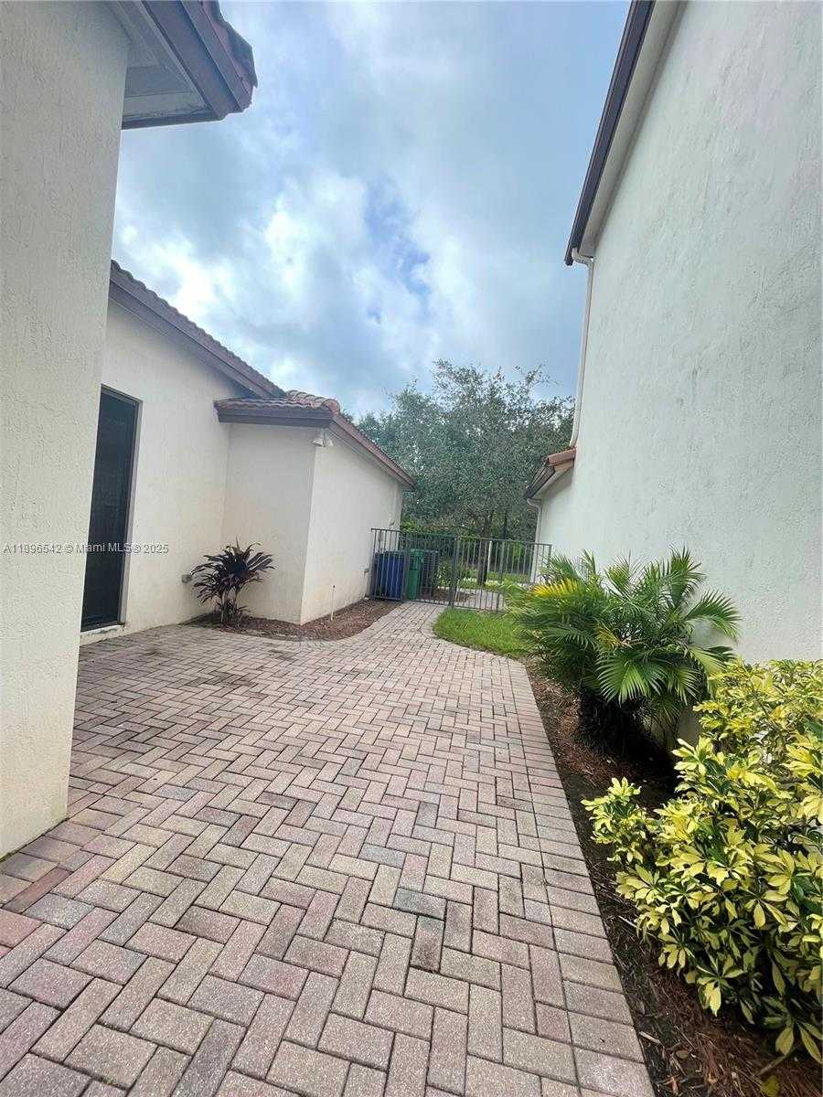 Small Image of 8290 NORTH WEST 39TH CT #8290, Cooper City Number 19