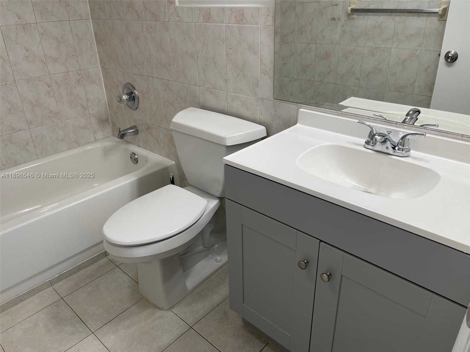 Small Image of 14221 NORTH KENDALL DR #209C, Miami Number 13