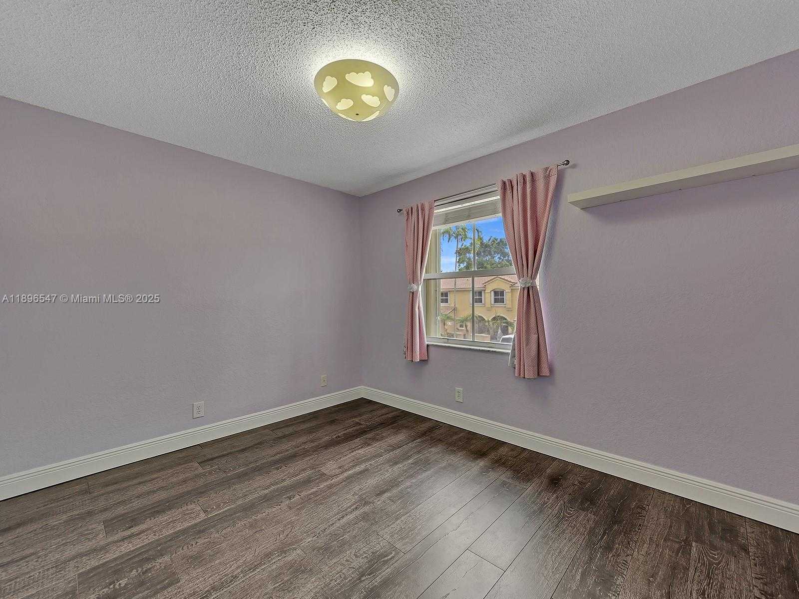 Small Image of 16879 SOUTH WEST 1ST MNR, Pembroke Pines Number 28