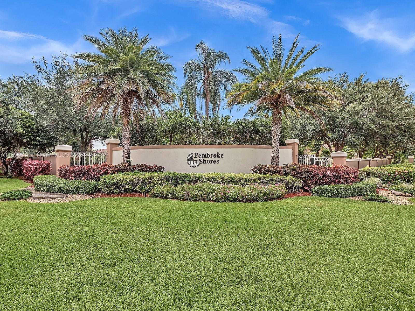 Small Image of 16879 SOUTH WEST 1ST MNR, Pembroke Pines Number 42