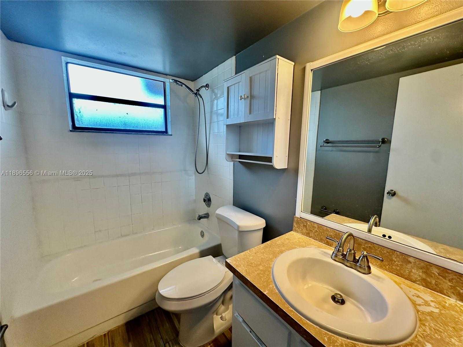 Small Image of 2570 WEST 67TH PL #21-2, Hialeah Number 13