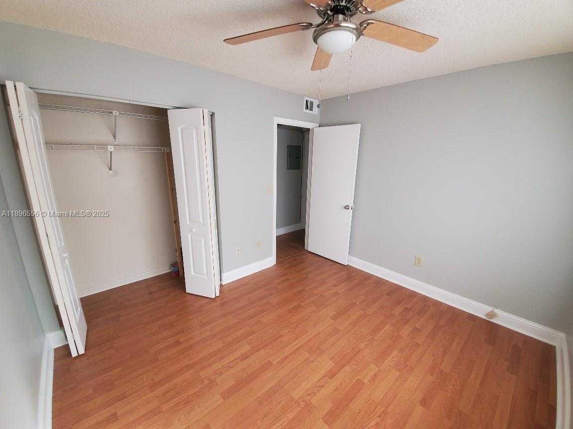 Small Image of 2570 WEST 67TH PL #21-2, Hialeah Number 6
