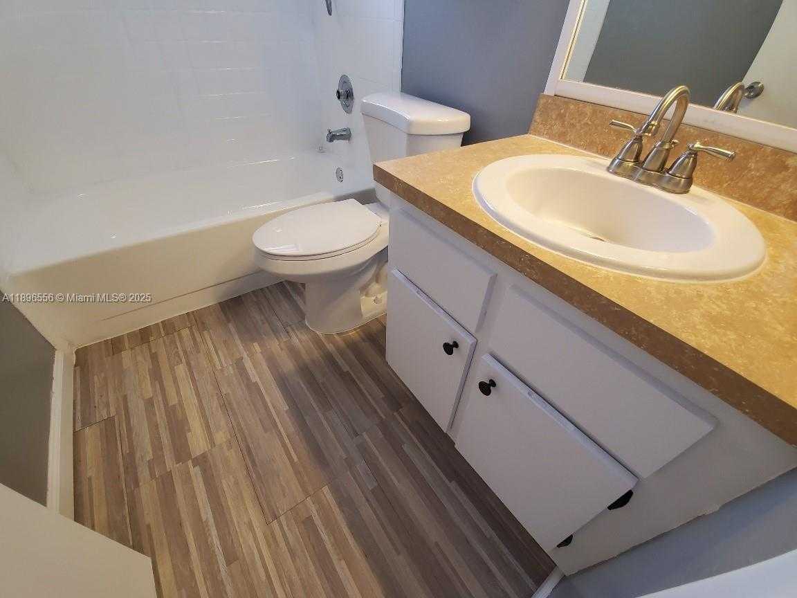 Small Image of 2570 WEST 67TH PL #21-2, Hialeah Number 7
