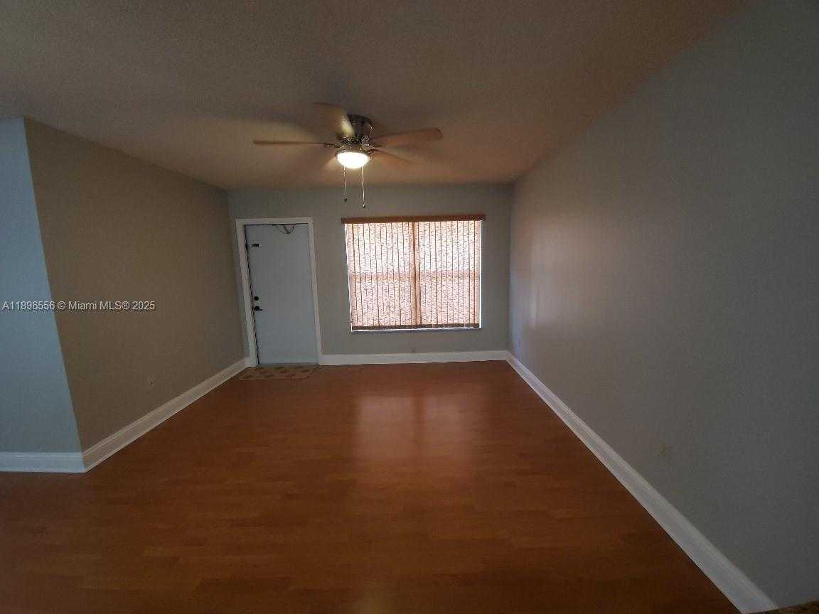 Small Image of 2570 WEST 67TH PL #21-2, Hialeah Number 9