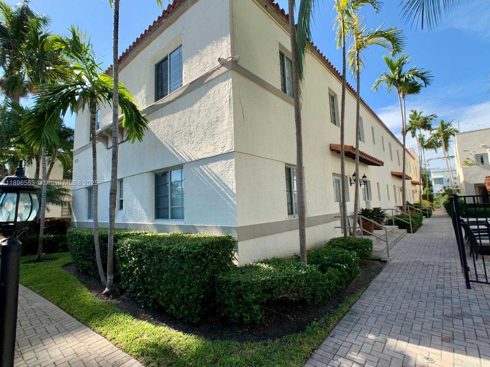 Small Image of 1500 PENNSYLVANIA AVE #4A, Miami Beach Number 12