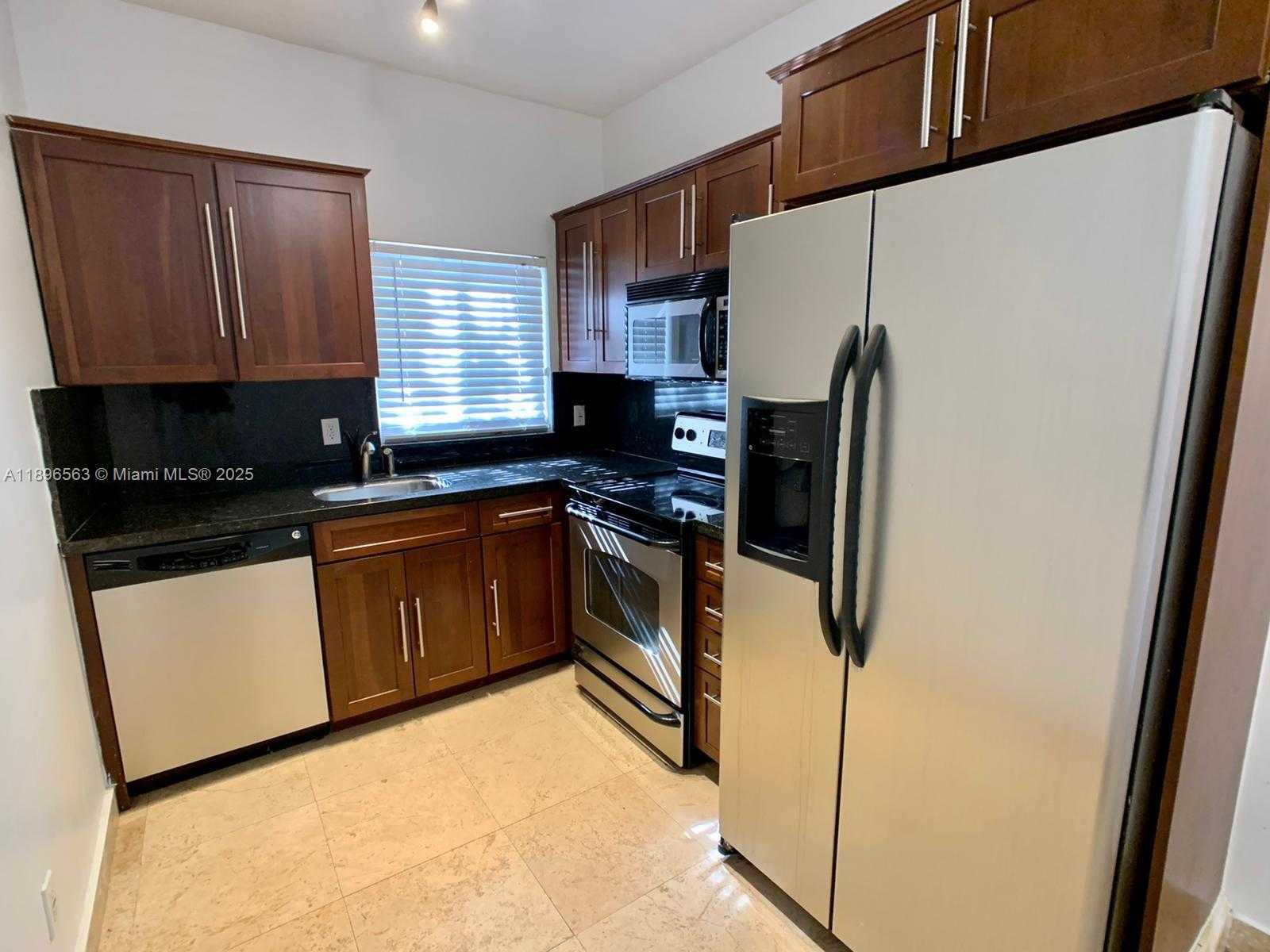 Small Image of 1500 PENNSYLVANIA AVE #4A, Miami Beach Number 4