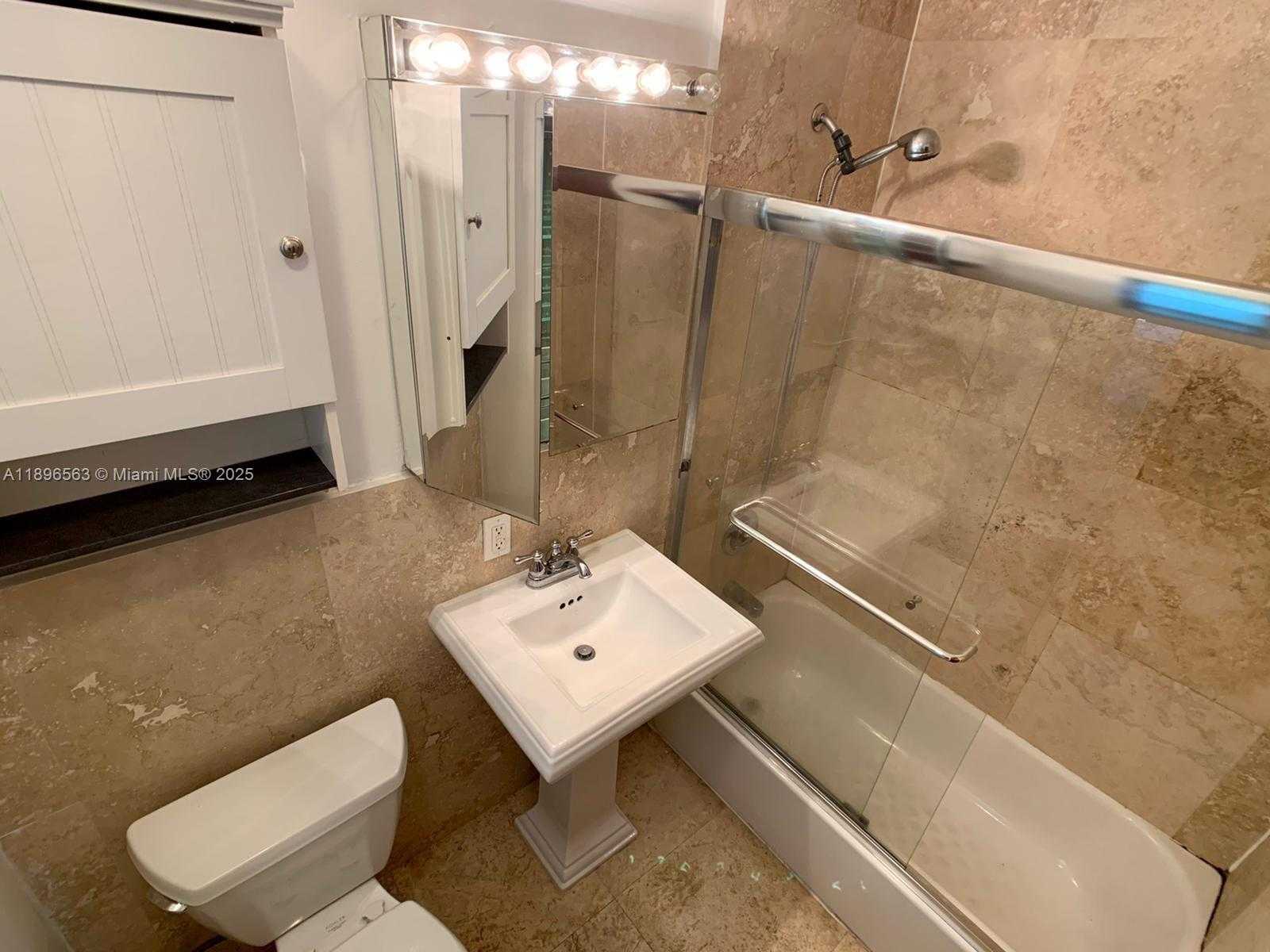 Small Image of 1500 PENNSYLVANIA AVE #4A, Miami Beach Number 8