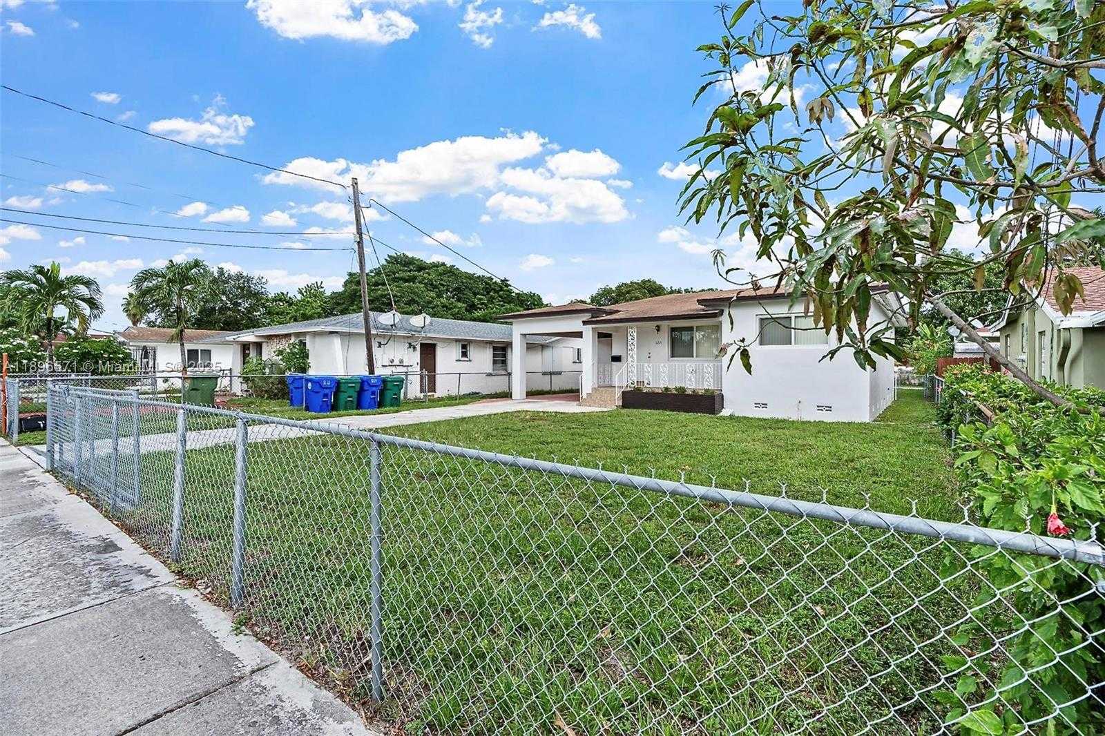 Small Image of 1221 NORTH WEST 34TH AVE #1221, Miami Number 18