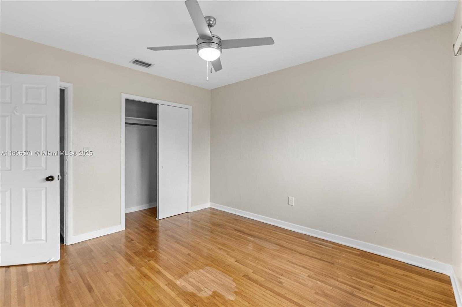 Small Image of 1221 NORTH WEST 34TH AVE #1221, Miami Number 31