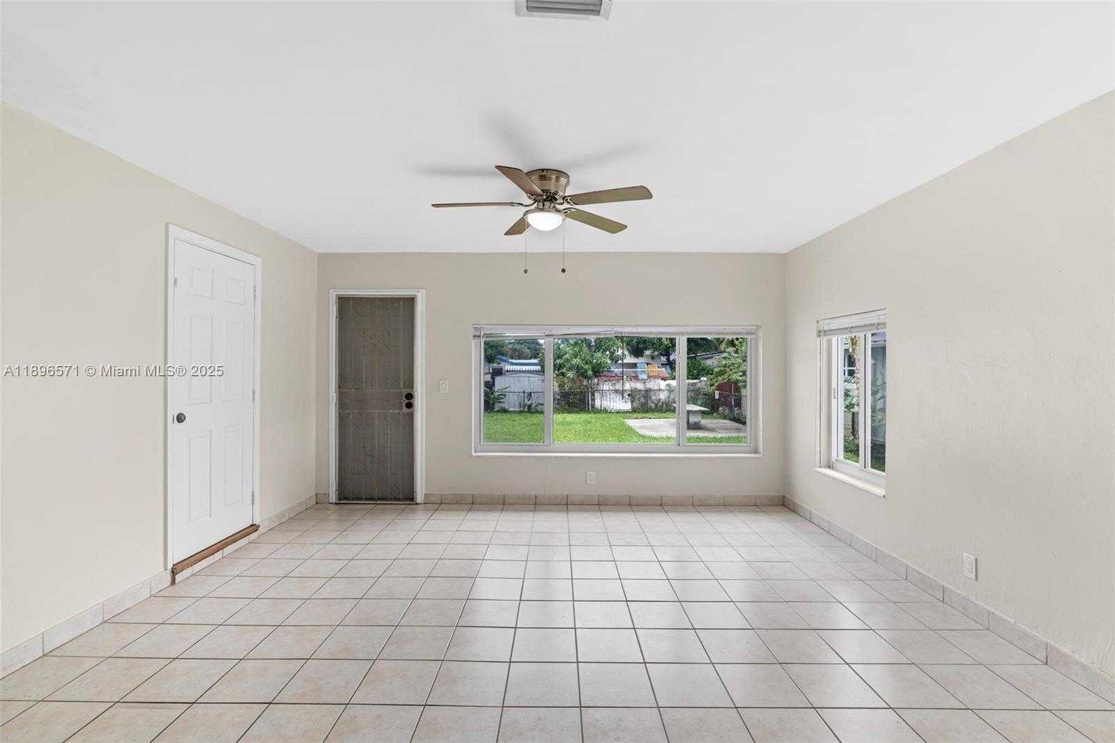 Small Image of 1221 NORTH WEST 34TH AVE #1221, Miami Number 7