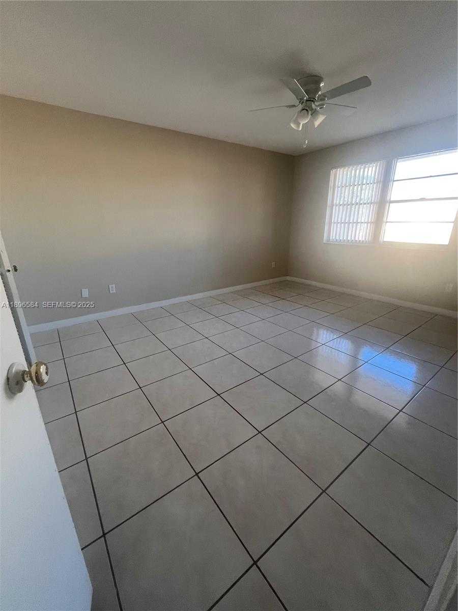 Small Image of 4220 NORTH WEST 79TH AVE #2A, Doral Number 7