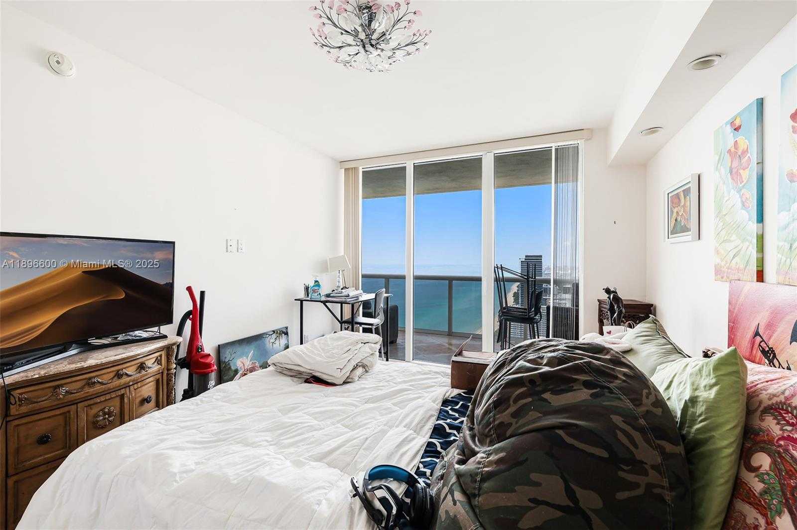 Small Image of 1830 SOUTH OCEAN DR #4604, Hallandale Beach Number 18