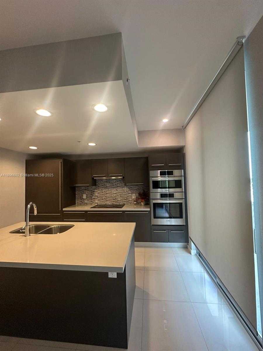 Small Image of 1852 NORTH WEST 83RD ST #412, Miami Number 5