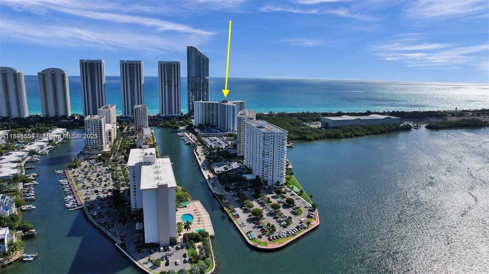 Small Image of 100 BAYVIEW DR #230, Sunny Isles Beach Number 3