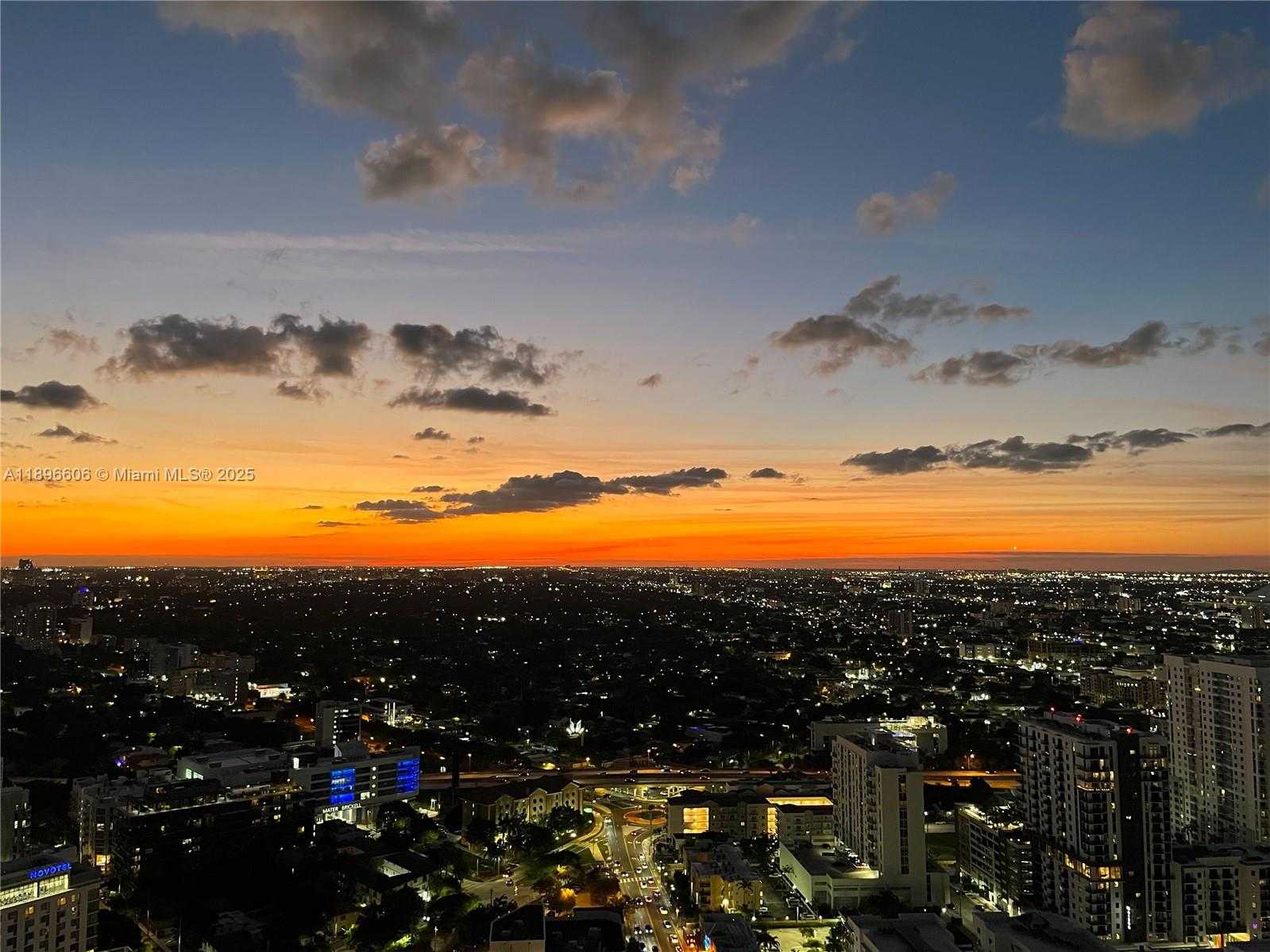 Small Image of 60 SOUTH WEST 13TH ST #3418, Miami Number 16
