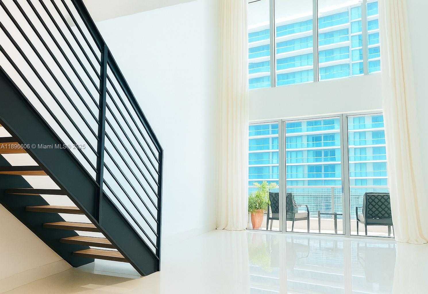 Small Image of 60 SOUTH WEST 13TH ST #3418, Miami Number 2