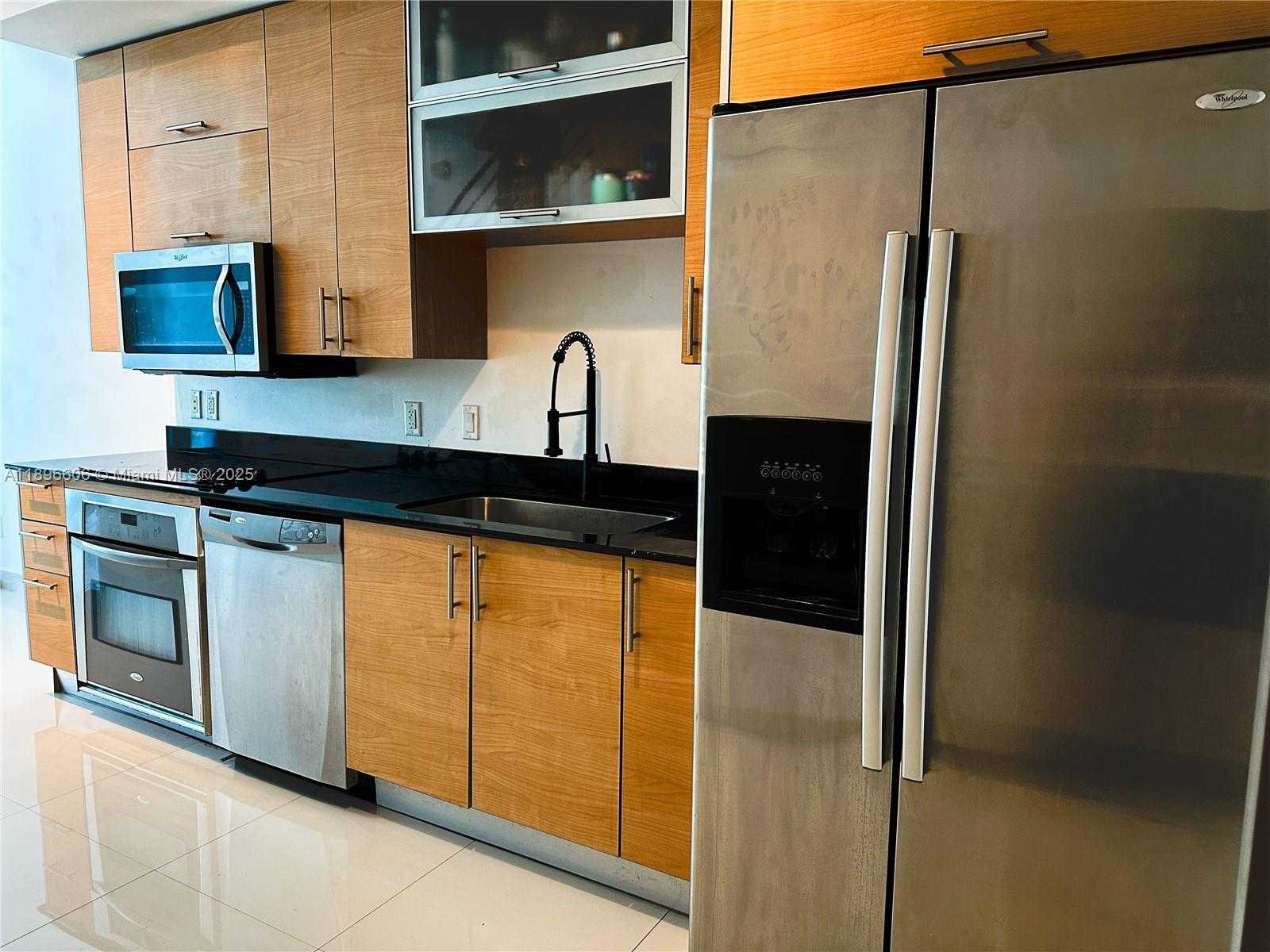 Small Image of 60 SOUTH WEST 13TH ST #3418, Miami Number 7