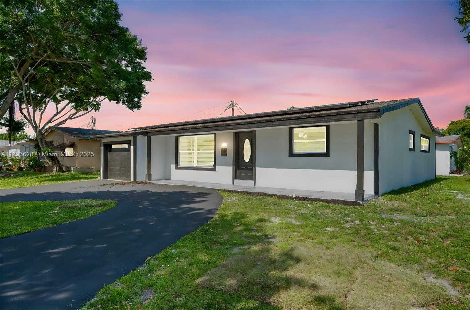 Small Image of 2600 NORTH WEST 68TH WAY, Sunrise Number 28