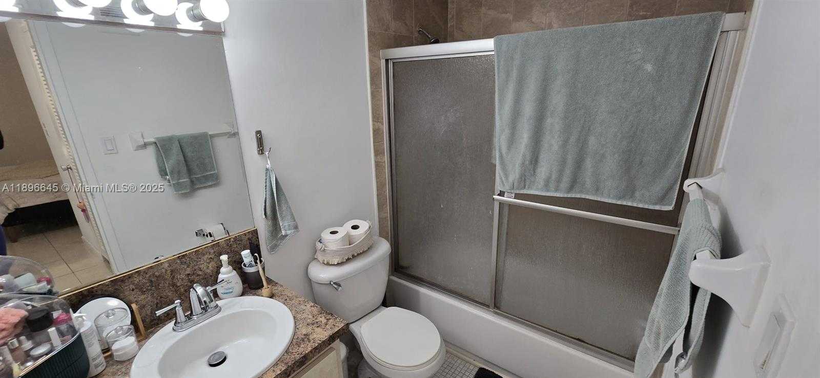 Small Image of 1000 WEST AVE #1204, Miami Beach Number 15