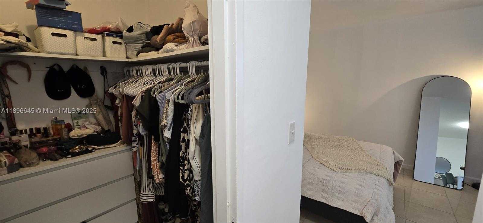 Small Image of 1000 WEST AVE #1204, Miami Beach Number 8