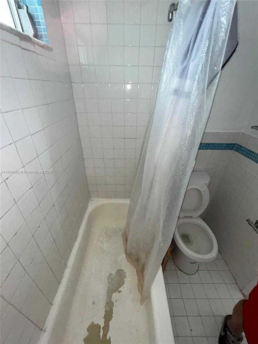 Small Image of 7850 BYRON AVE #403, Miami Beach Number 22