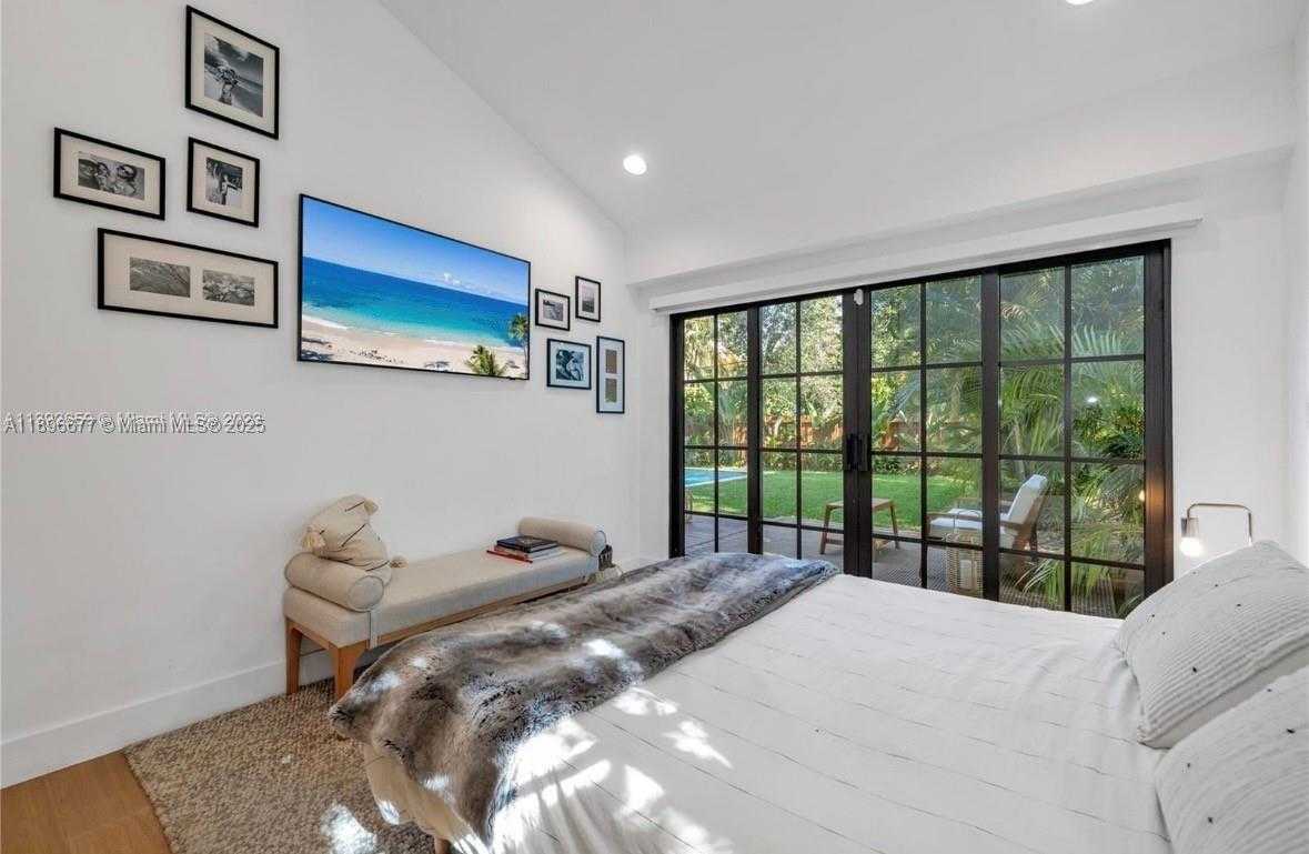 Small Image of 114 NORTH EAST 103RD ST, Miami Shores Number 17
