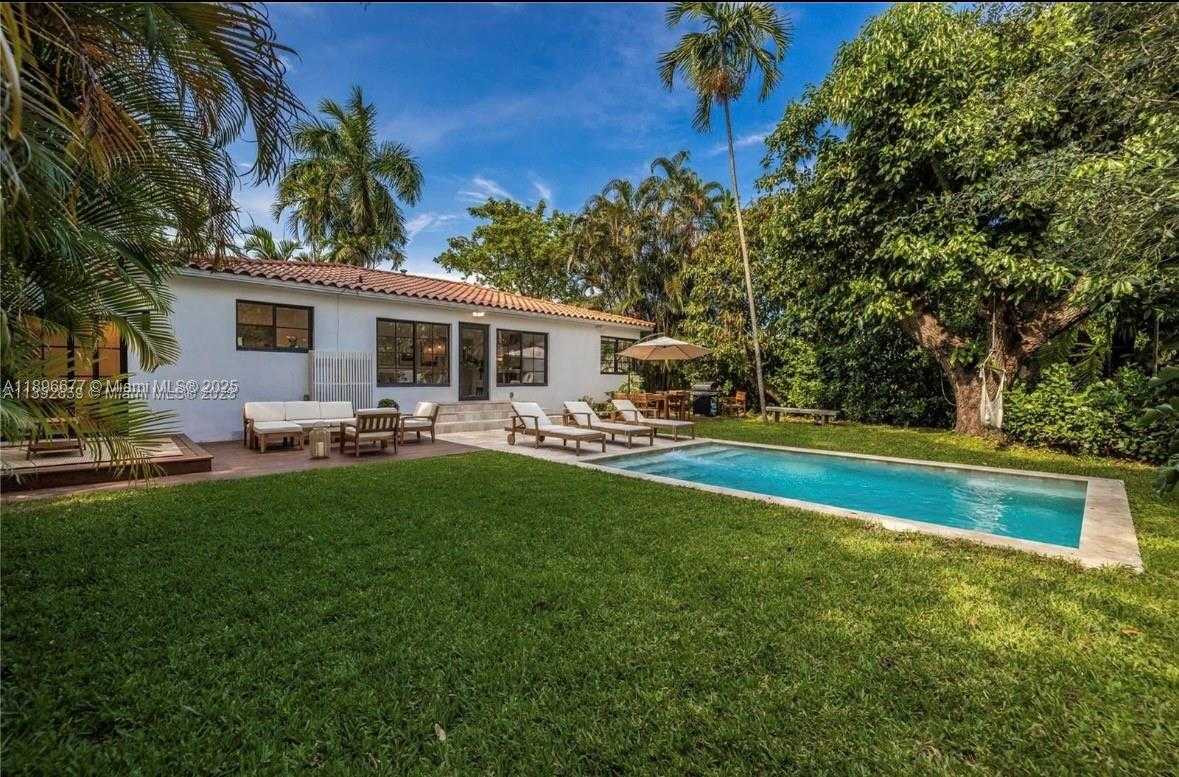 Small Image of 114 NORTH EAST 103RD ST, Miami Shores Number 31