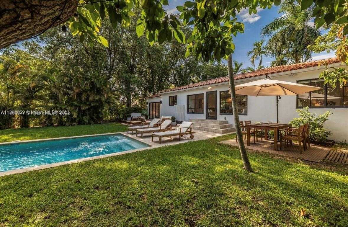 Small Image of 114 NORTH EAST 103RD ST, Miami Shores Number 35