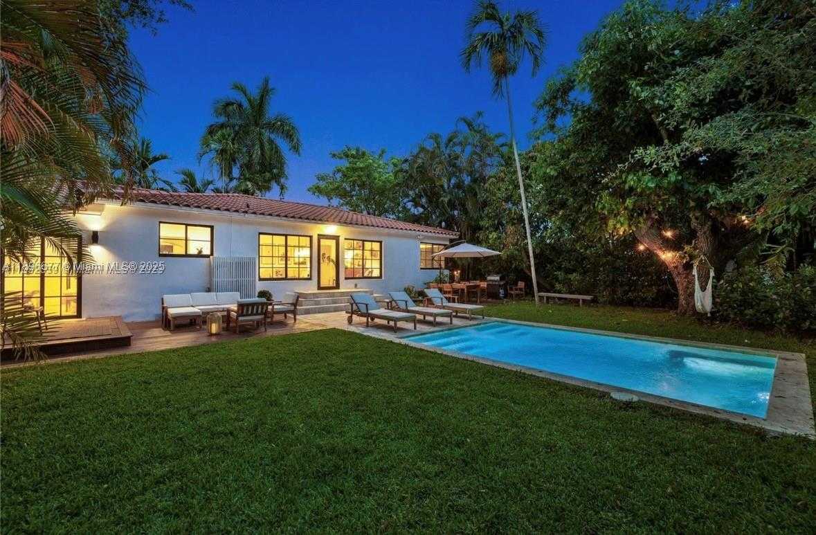 Small Image of 114 NORTH EAST 103RD ST, Miami Shores Number 39