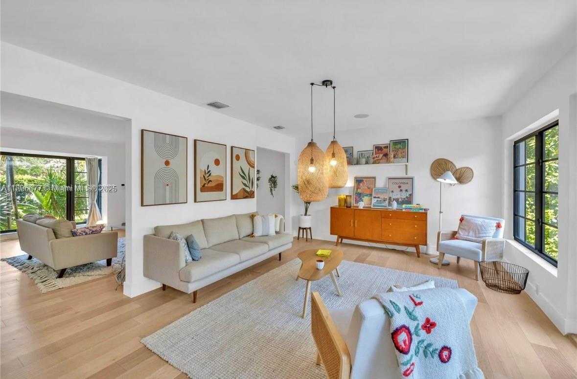 Small Image of 114 NORTH EAST 103RD ST, Miami Shores Number 4