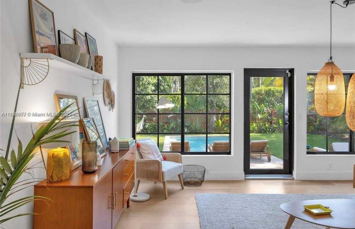 Small Image of 114 NORTH EAST 103RD ST, Miami Shores Number 7