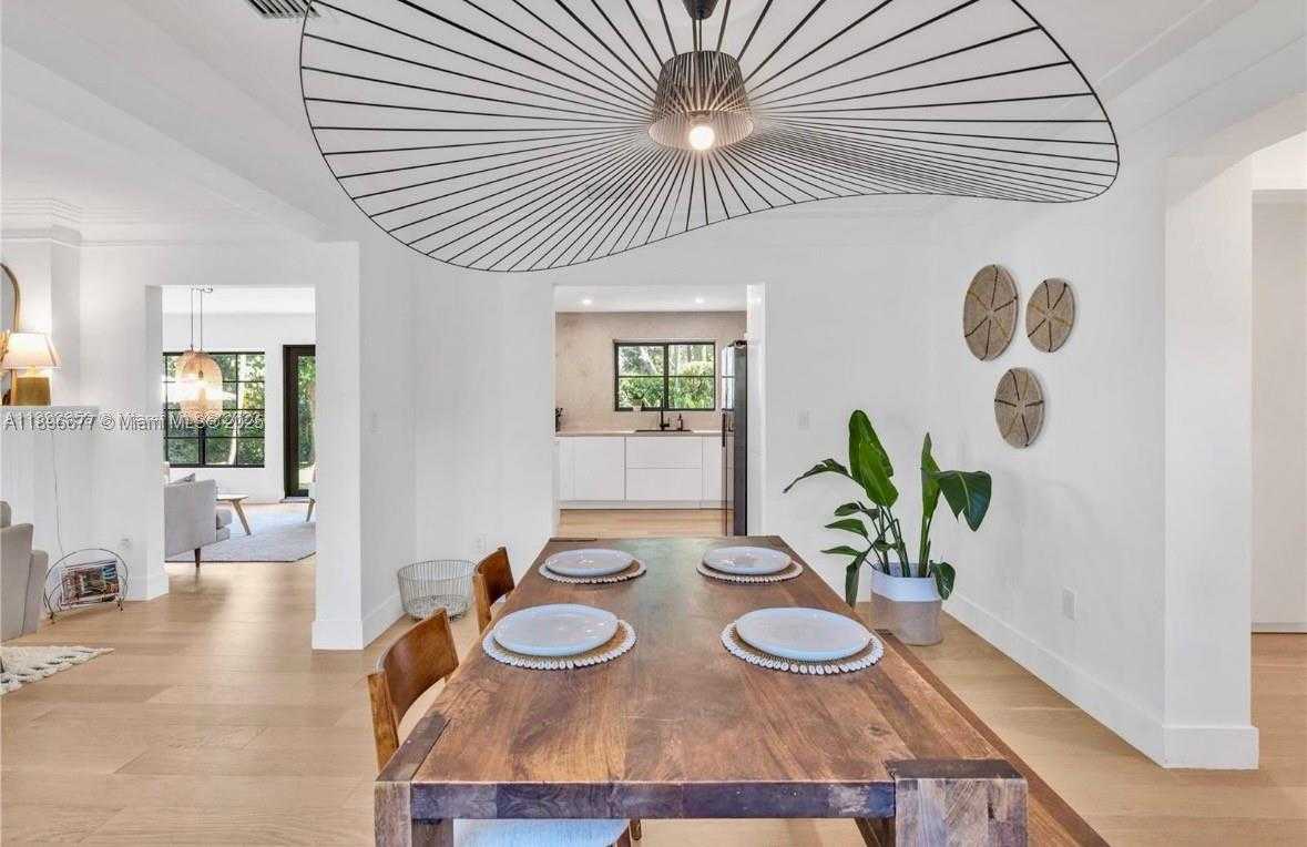 Small Image of 114 NORTH EAST 103RD ST, Miami Shores Number 8