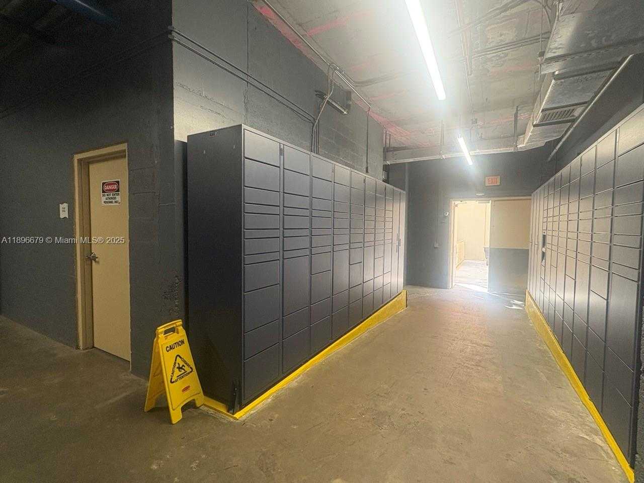 Small Image of 2000 NORTH BAYSHORE DR #1406, Miami Number 18