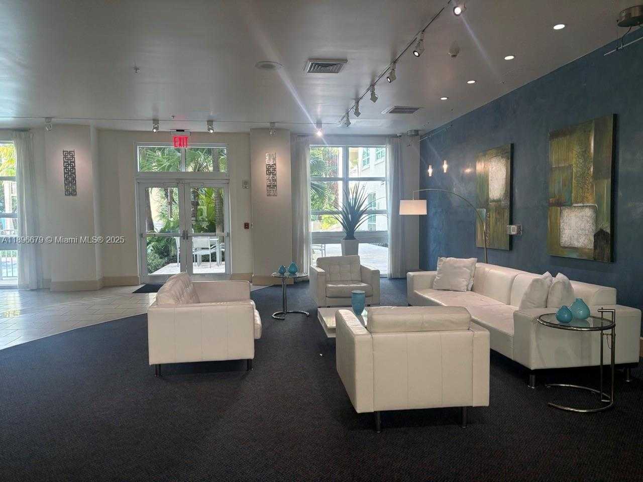 Small Image of 2000 NORTH BAYSHORE DR #1406, Miami Number 4
