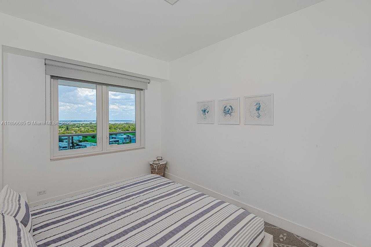 Small Image of 2301 COLLINS AVE #PH21, Miami Beach Number 20