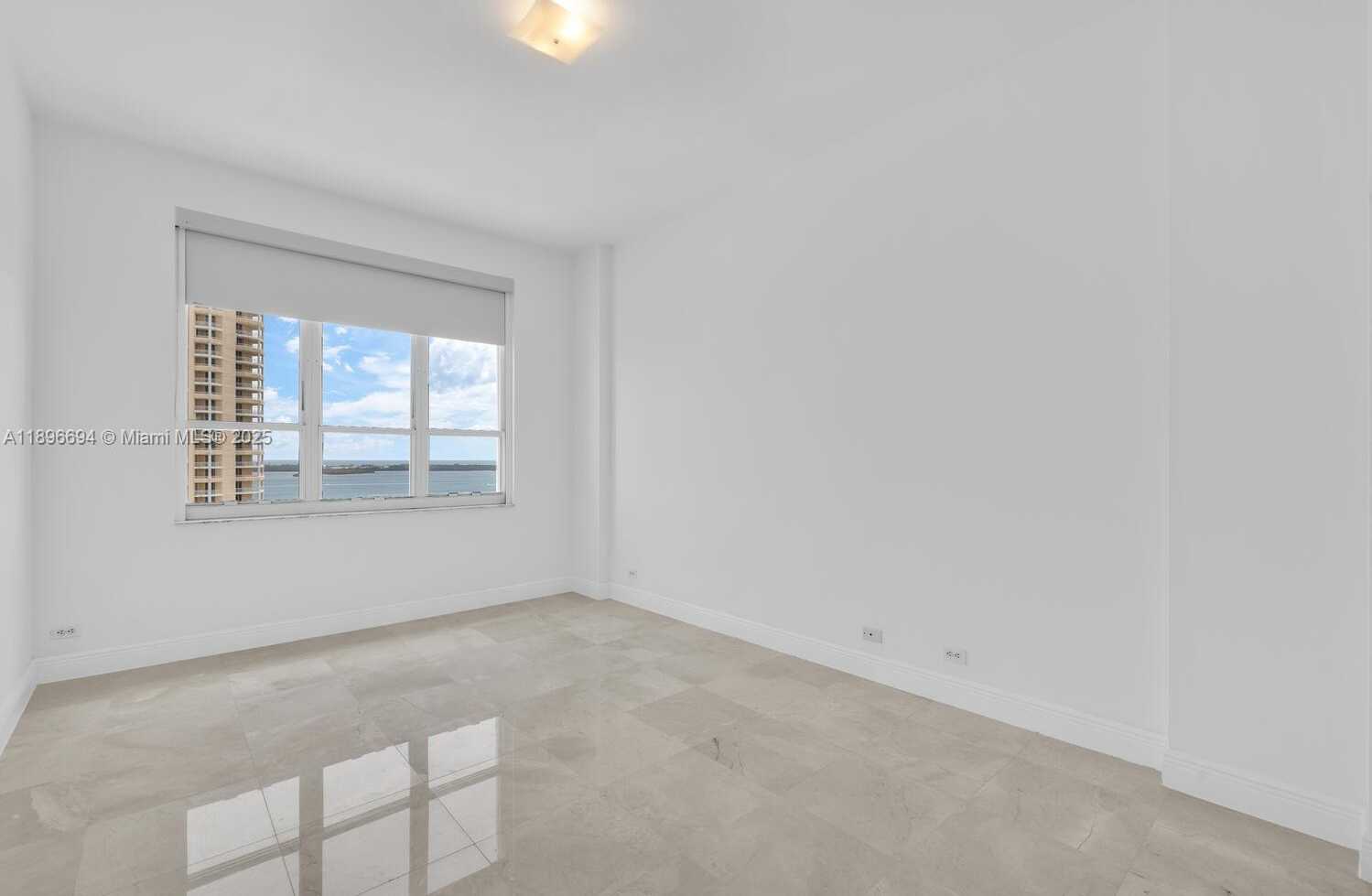 Small Image of 888 BRICKELL KEY DR #2607, Miami Number 15
