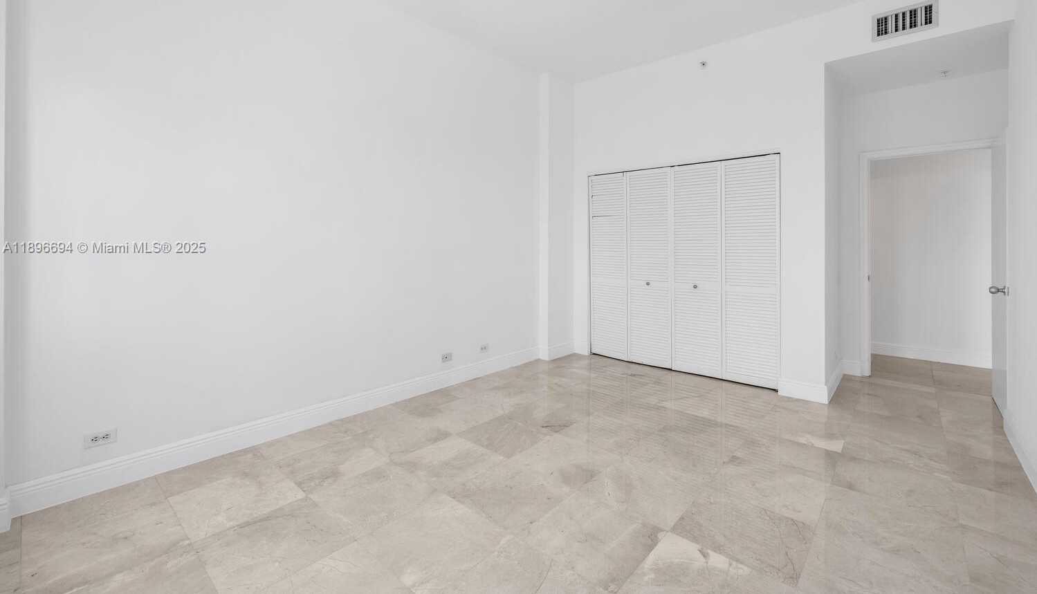 Small Image of 888 BRICKELL KEY DR #2607, Miami Number 17