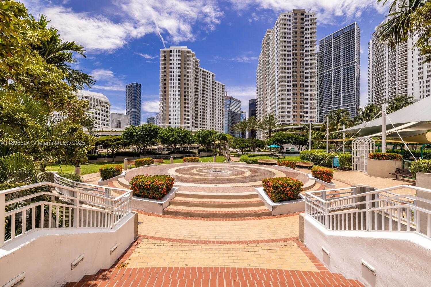 Small Image of 888 BRICKELL KEY DR #2607, Miami Number 27
