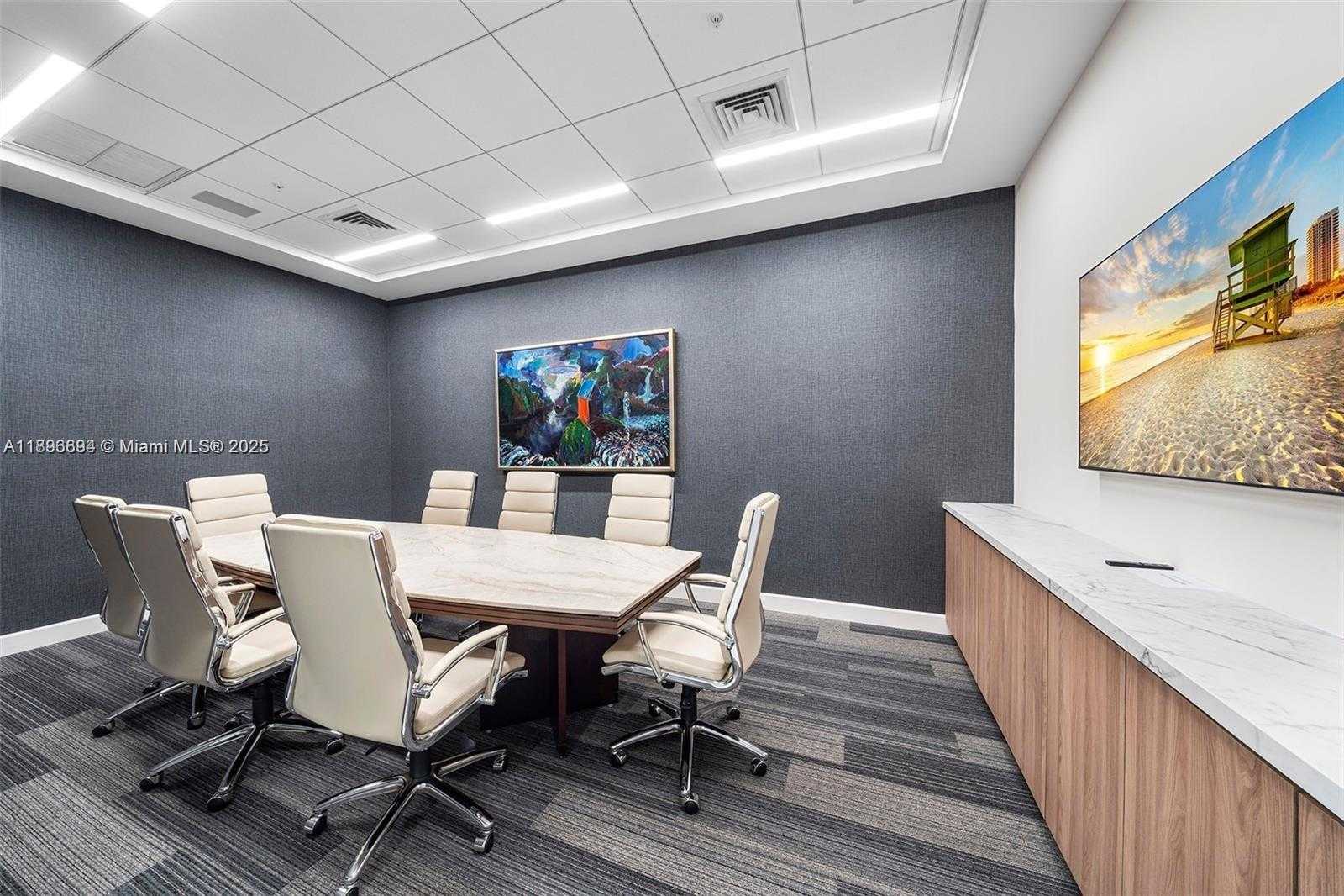 Small Image of 888 BRICKELL KEY DR #2607, Miami Number 42