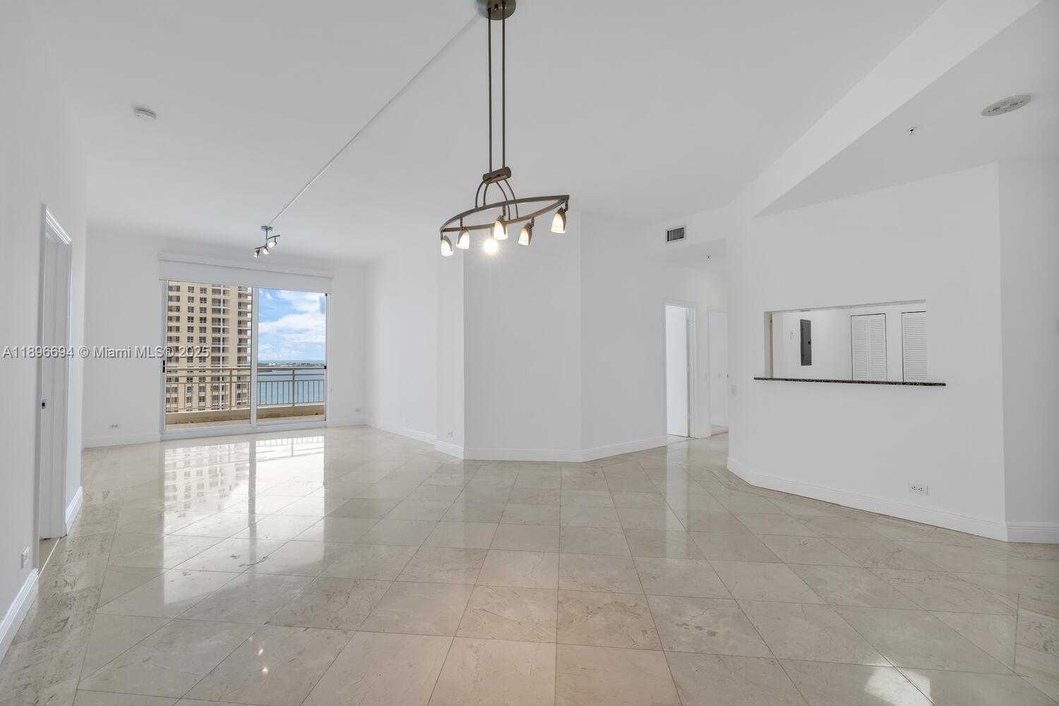 Small Image of 888 BRICKELL KEY DR #2607, Miami Number 5