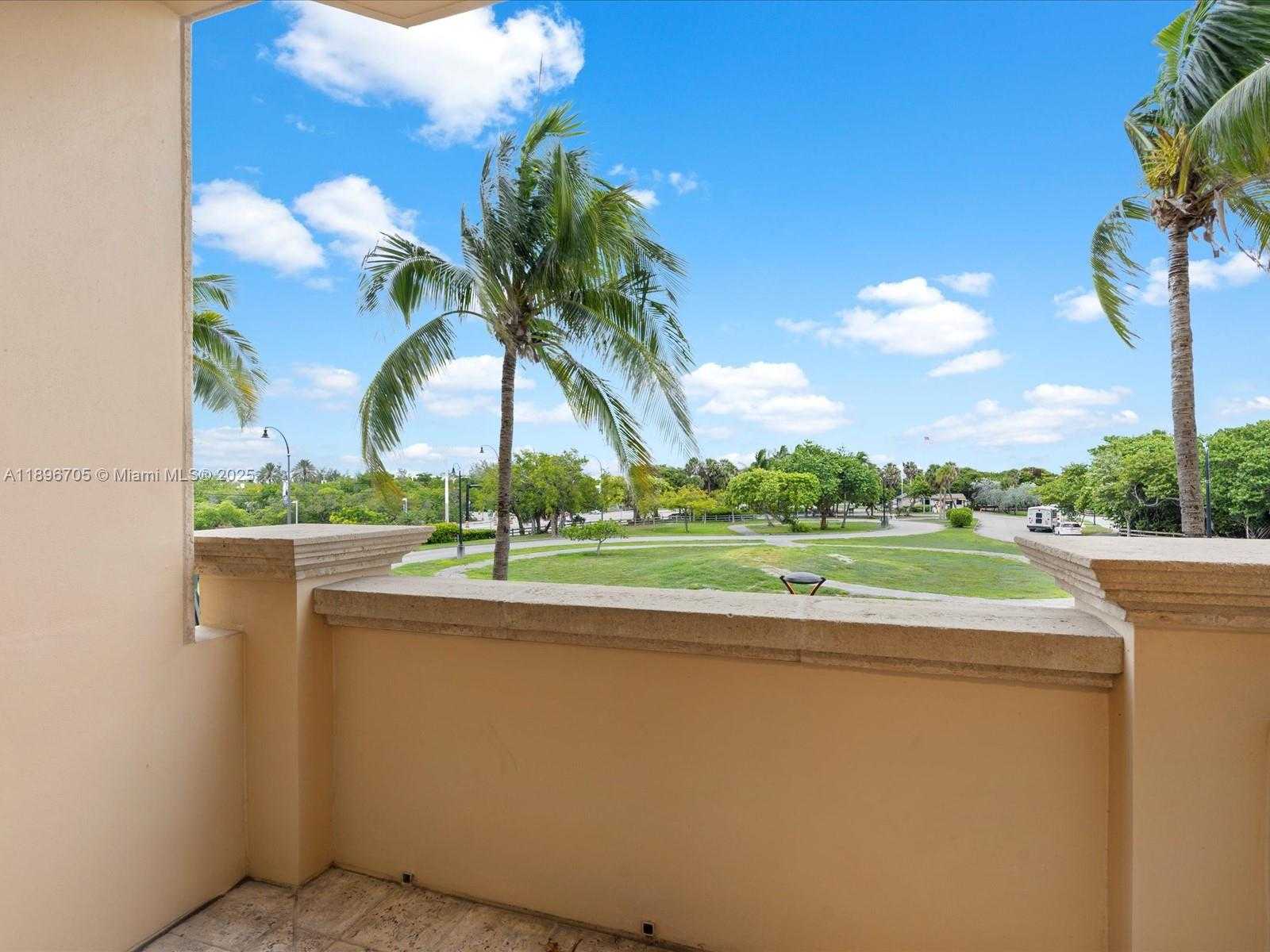 Small Image of 3501 NORTH OCEAN DR #V5, Hollywood Number 26