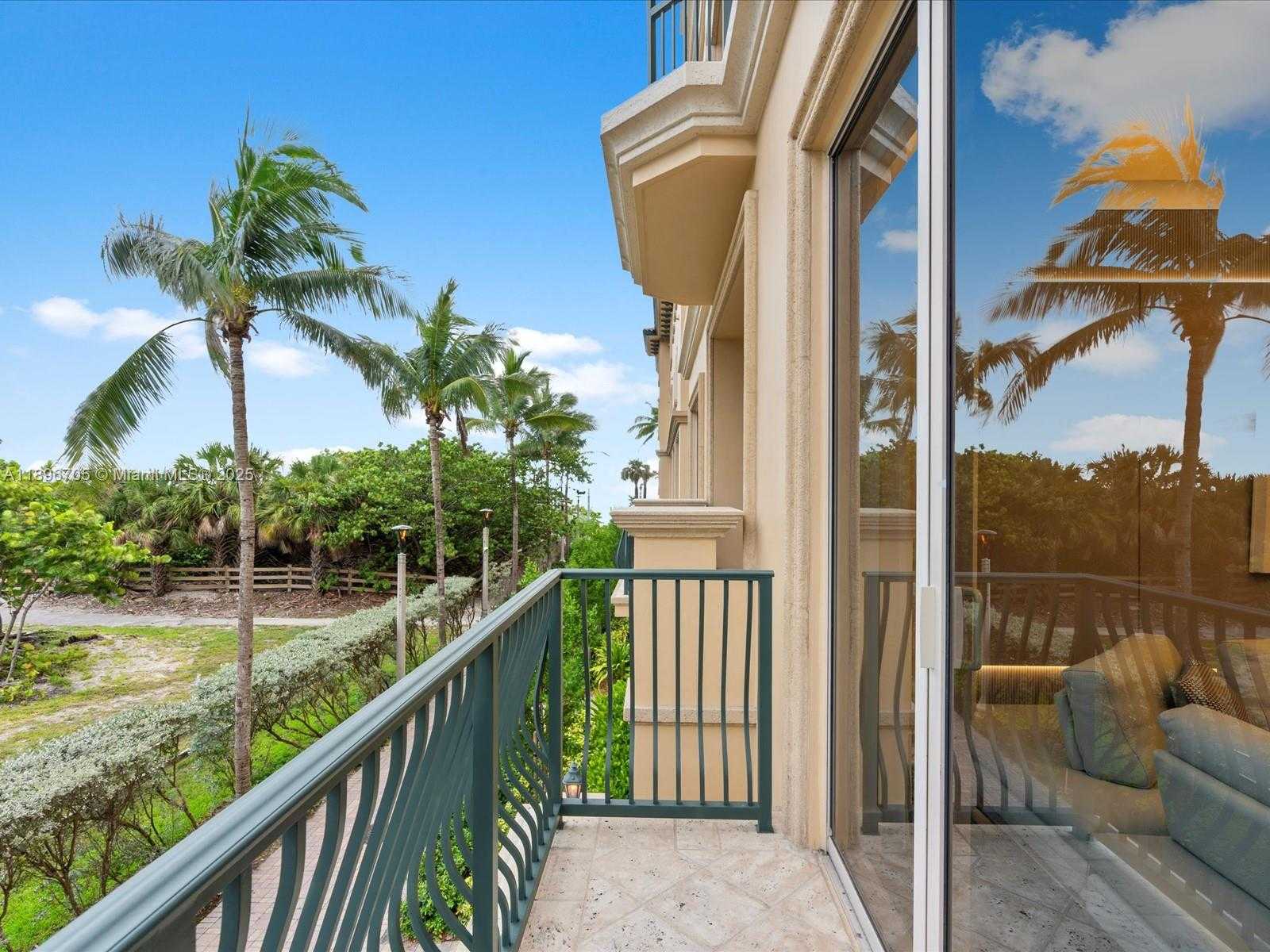 Small Image of 3501 NORTH OCEAN DR #V5, Hollywood Number 27