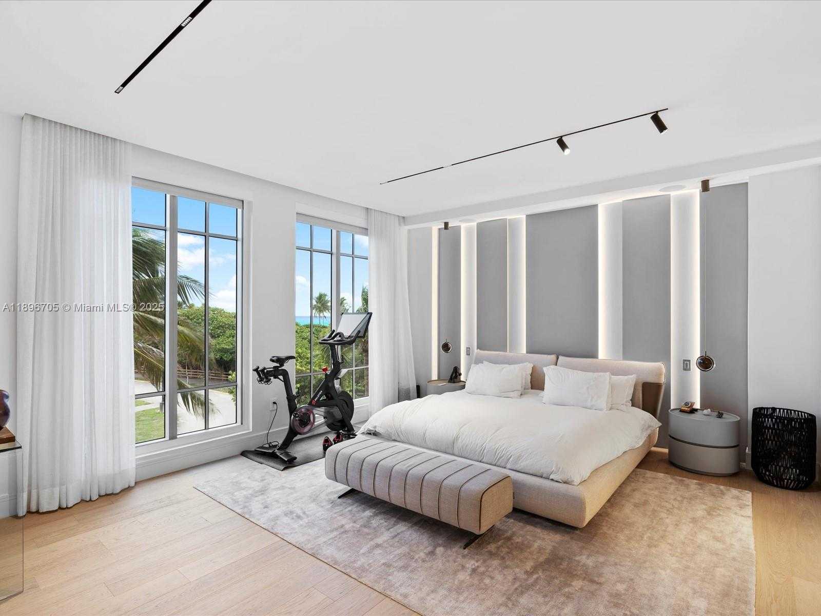 Small Image of 3501 NORTH OCEAN DR #V5, Hollywood Number 29