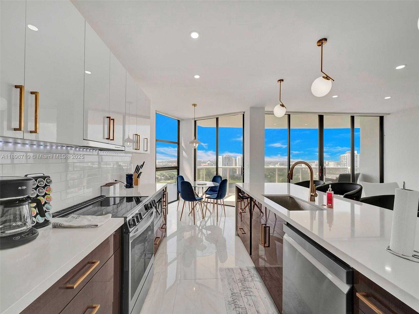 Small Image of 20281 EAST COUNTRY CLUB DR #2109, Aventura Number 11