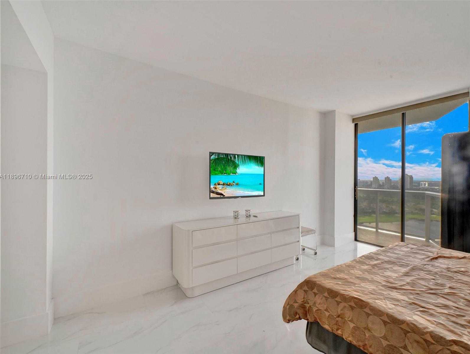 Small Image of 20281 EAST COUNTRY CLUB DR #2109, Aventura Number 17