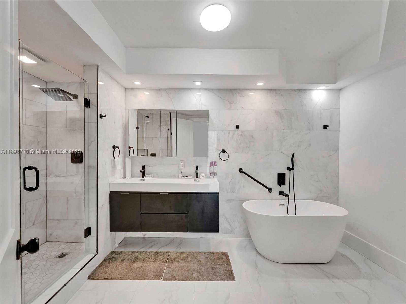 Small Image of 20281 EAST COUNTRY CLUB DR #2109, Aventura Number 19