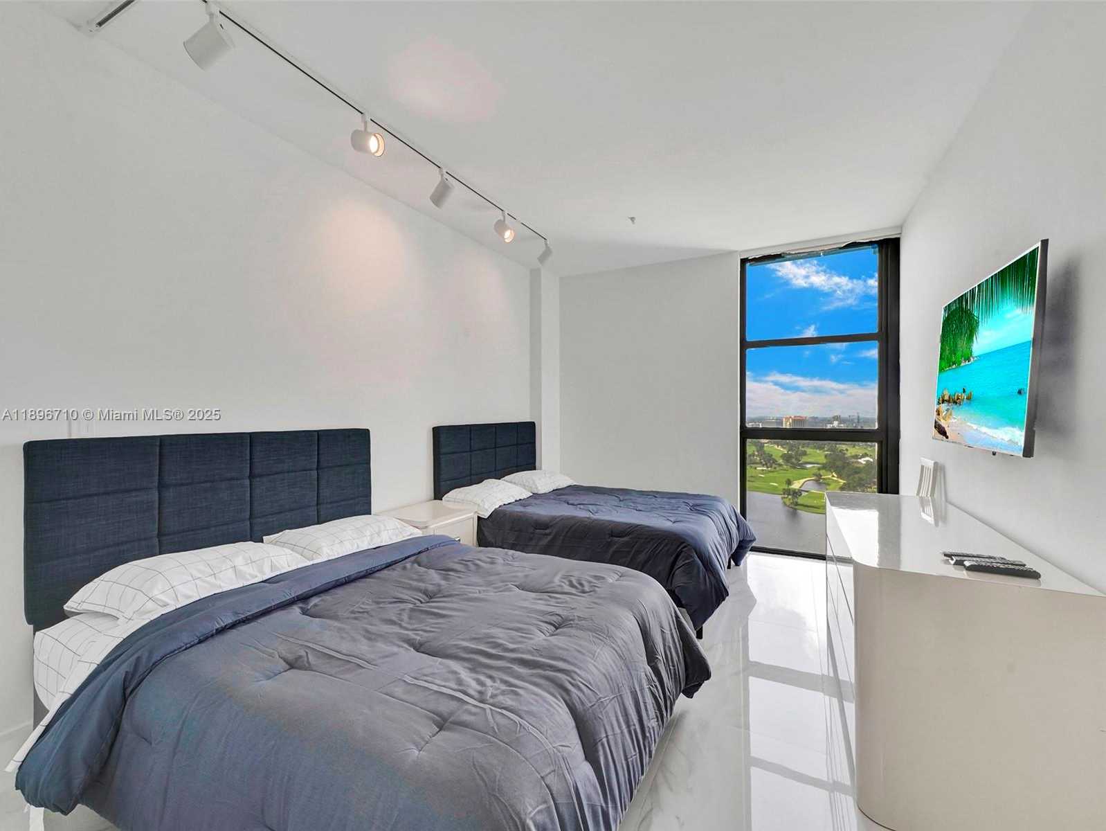 Small Image of 20281 EAST COUNTRY CLUB DR #2109, Aventura Number 25