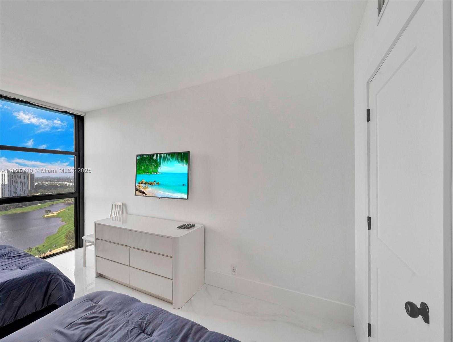Small Image of 20281 EAST COUNTRY CLUB DR #2109, Aventura Number 26