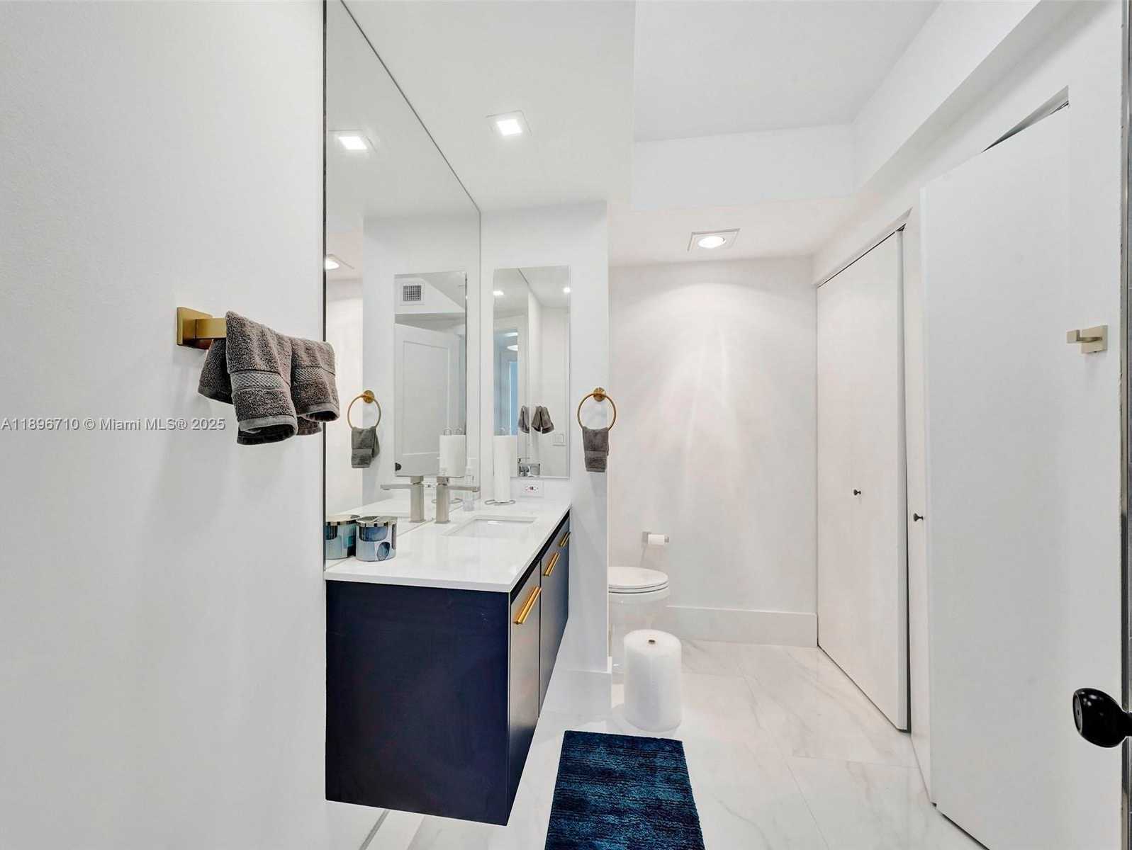 Small Image of 20281 EAST COUNTRY CLUB DR #2109, Aventura Number 29