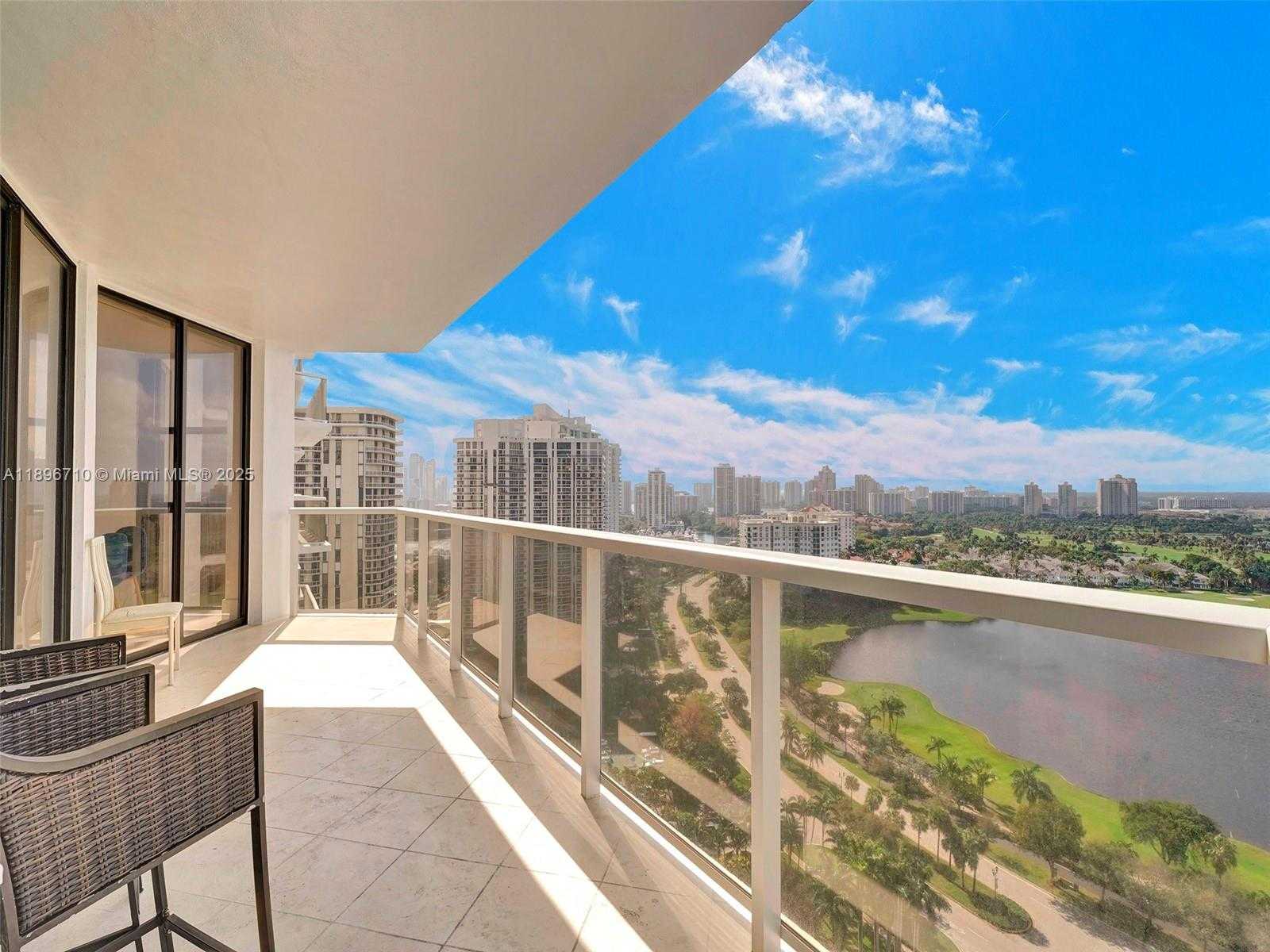 Small Image of 20281 EAST COUNTRY CLUB DR #2109, Aventura Number 34